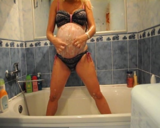 Johnna Asian Pregnant Shower Nude Webcam Shower Celebrity Non Nude