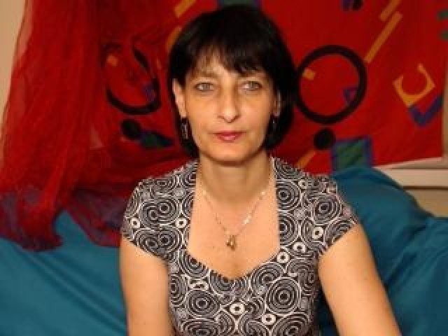 AdriannaX Webcam Green Eyes Brunette Webcam Model Medium Tits Female