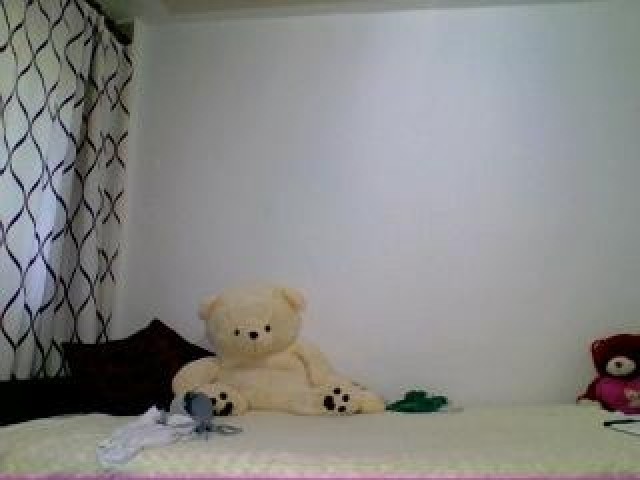 BubbleBoo Hispanic Straight Webcam Model Latino Blonde Webcam