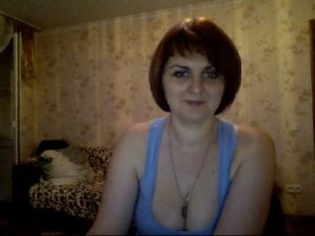 FlowerQuee77 Green Eyes Shaved Pussy Webcam Model Large Tits Straight