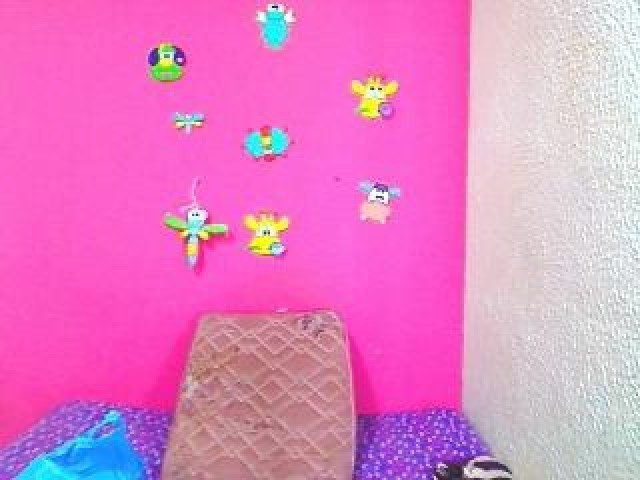 Juliet_sex Tits Teen Webcam Webcam Model Brunette Latina Shaved Pussy