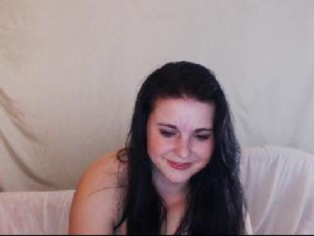 Nightangel7 Tits Webcam Model Kissing Trimmed Pussy Green Eyes Webcam